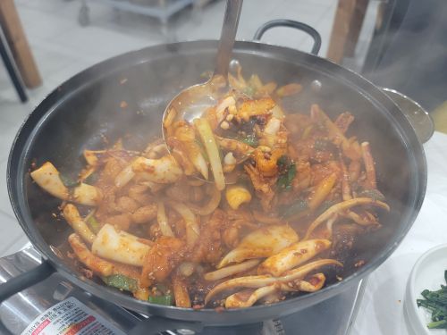 전주식당 매장 방문 후 남겨주신 고객 리뷰 사진입니다.