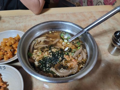 고삼묵밥 매장 방문 후 남겨주신 고객 리뷰 사진입니다.