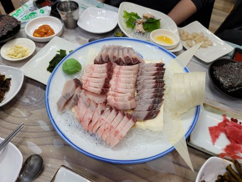 사시사철 매장 방문 후 남겨주신 고객 리뷰 사진입니다.