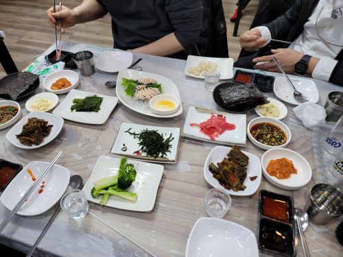 사시사철 매장 방문 후 남겨주신 고객 리뷰 사진입니다.