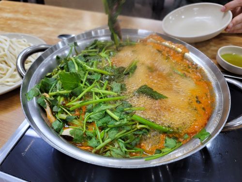 연호정칼국수 매장 방문 후 남겨주신 고객 리뷰 사진입니다.