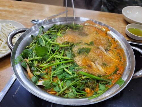 연호정칼국수 매장 방문 후 남겨주신 고객 리뷰 사진입니다.