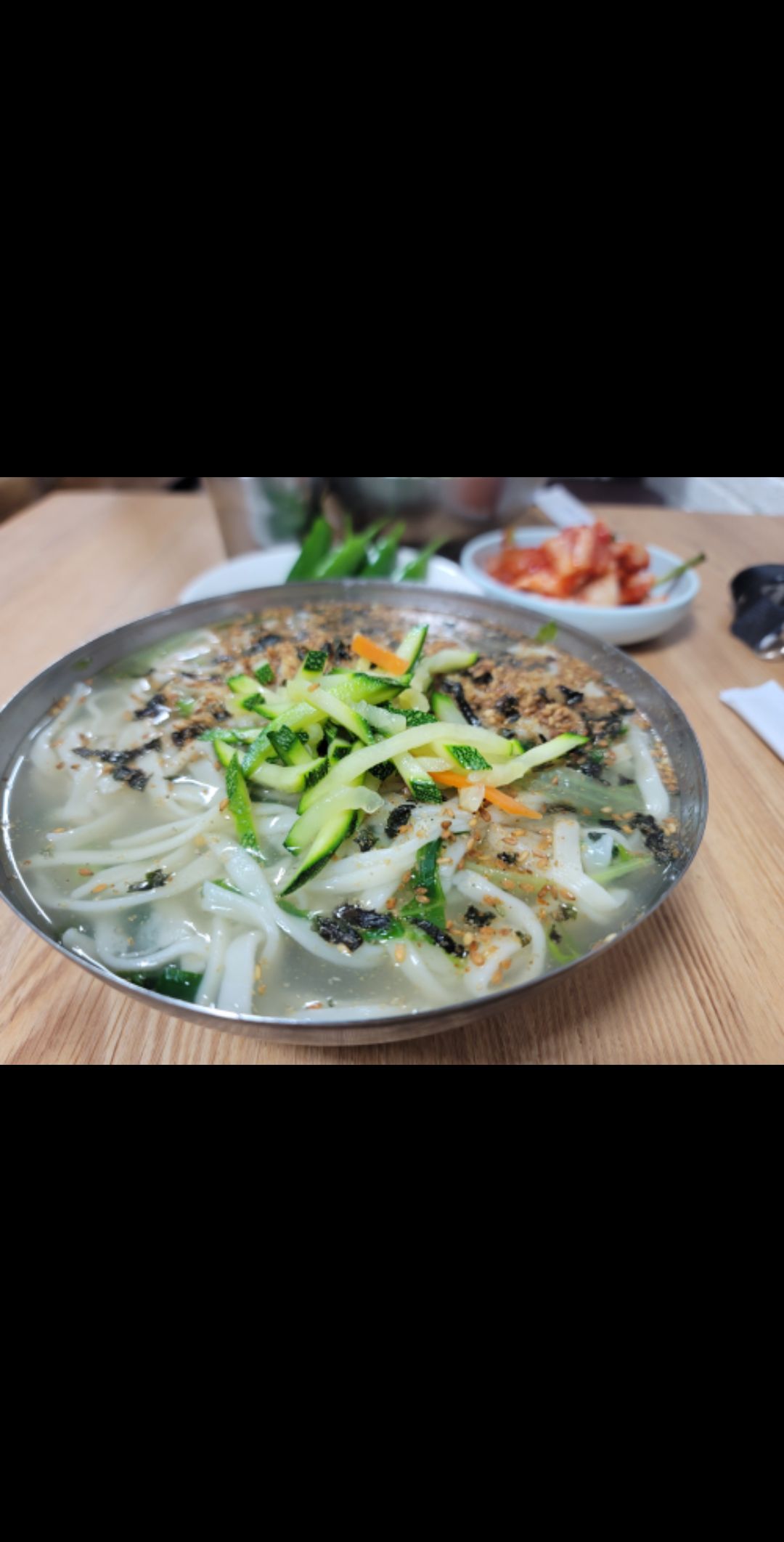 합천할매손칼국수 매장 방문 후 남겨주신 고객 리뷰 사진입니다.