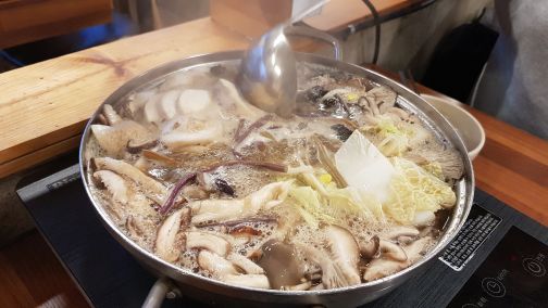 용문원조 능이버섯국밥 매장 방문 후 남겨주신 고객 리뷰 사진입니다.