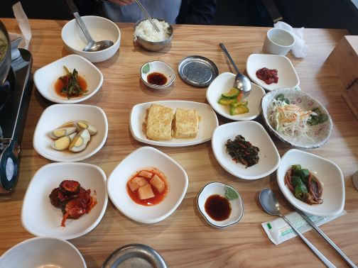삼정식당 매장 방문 후 남겨주신 고객 리뷰 사진입니다.