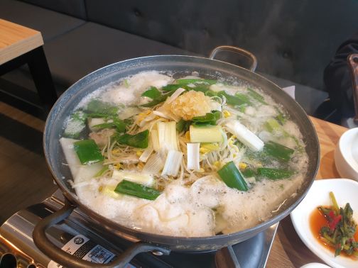 삼정식당 매장 방문 후 남겨주신 고객 리뷰 사진입니다.