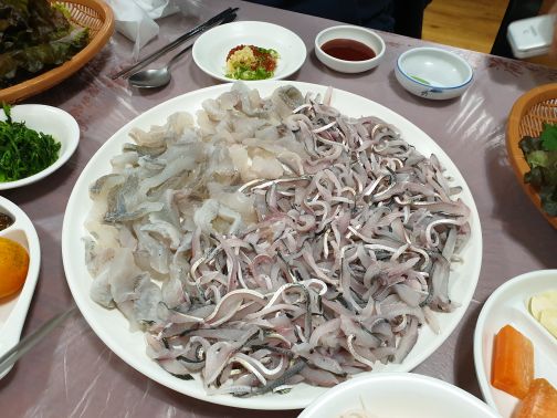 범서초장집 매장 방문 후 남겨주신 고객 리뷰 사진입니다.