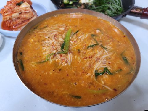 찐한식당 매장 방문 후 남겨주신 고객 리뷰 사진입니다.