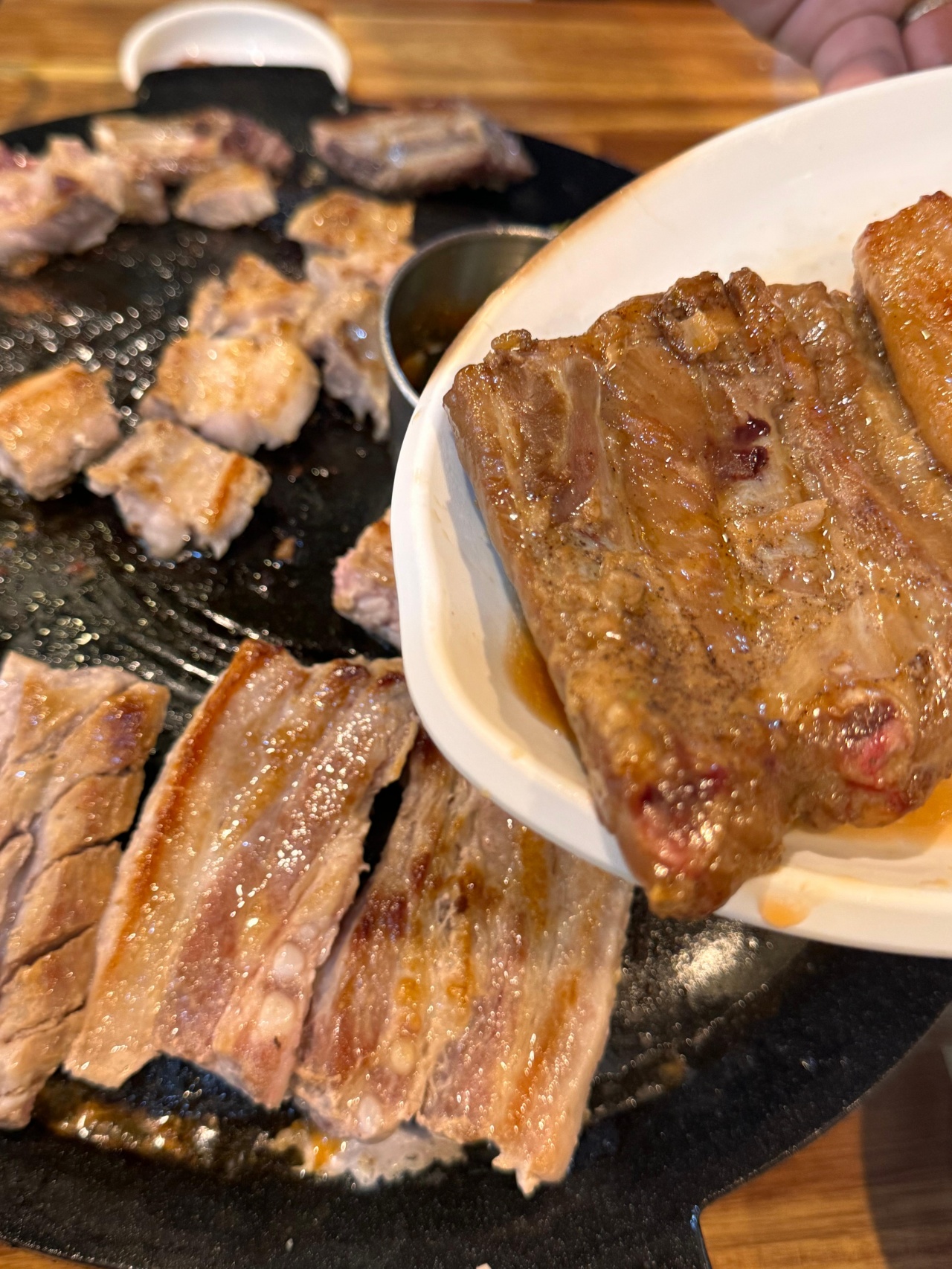 중문흑돼지 매운갈비찜 동호갈비 - 제주, 중문 예래 | 맛집검색 식신