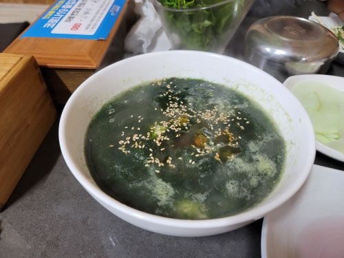 명희네음식점 매장 방문 후 남겨주신 고객 리뷰 사진입니다.
