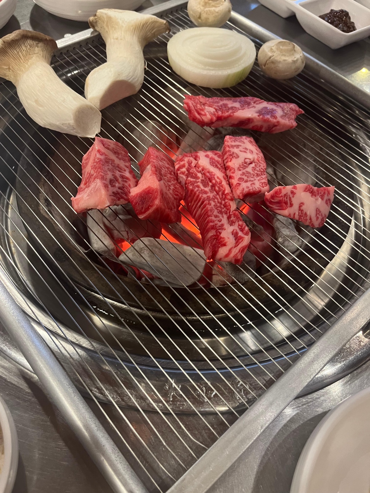 평창한우마을 매장 방문 후 남겨주신 고객 리뷰 사진입니다.