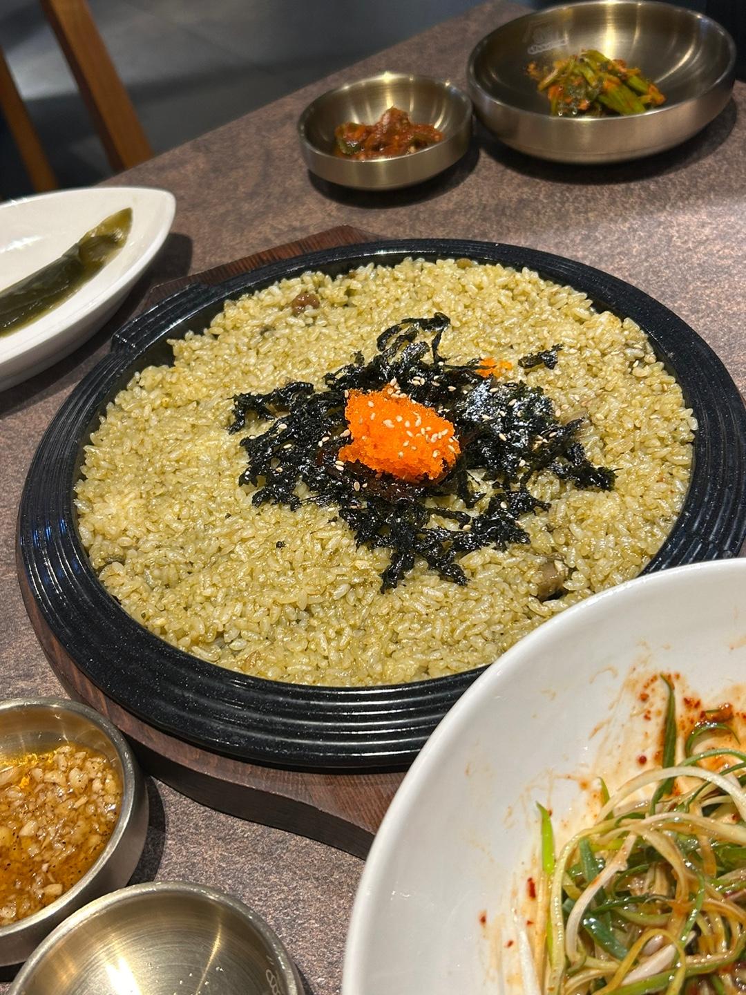 돌담흑돼지 연동 매장 방문 후 남겨주신 고객 리뷰 사진입니다.