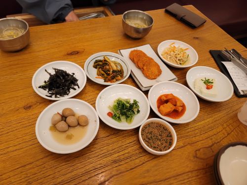 45년전통비빔밥종로회관 매장 방문 후 남겨주신 고객 리뷰 사진입니다.