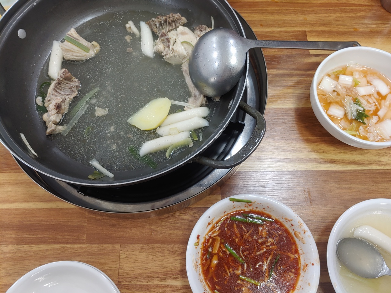 수유닭한마리 매장 방문 후 남겨주신 고객 리뷰 사진입니다.