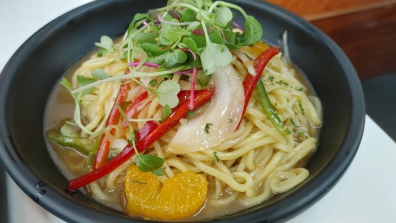 동양식당 매장 방문 후 남겨주신 고객 리뷰 사진입니다.