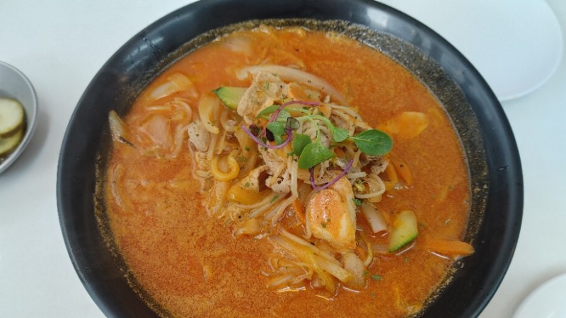 동양식당 매장 방문 후 남겨주신 고객 리뷰 사진입니다.