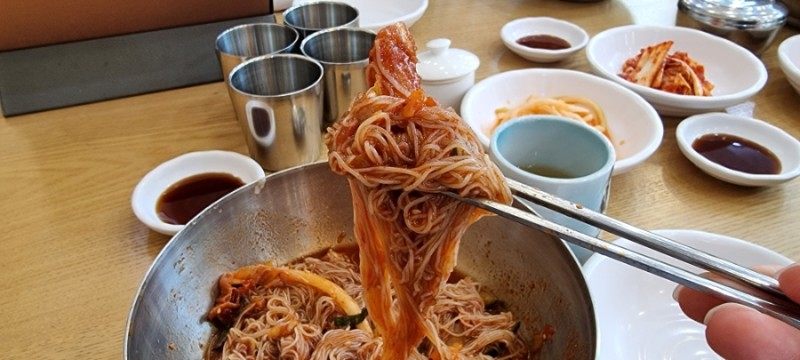 강남면옥 마곡점 매장 방문 후 남겨주신 고객 리뷰 사진입니다.