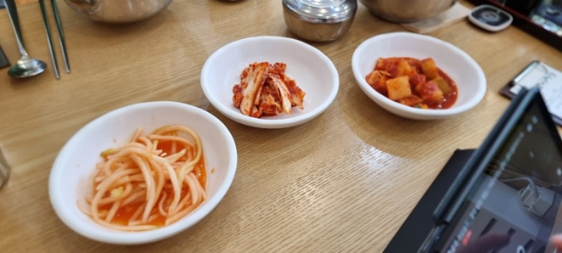 강남면옥 마곡점 매장 방문 후 남겨주신 고객 리뷰 사진입니다.