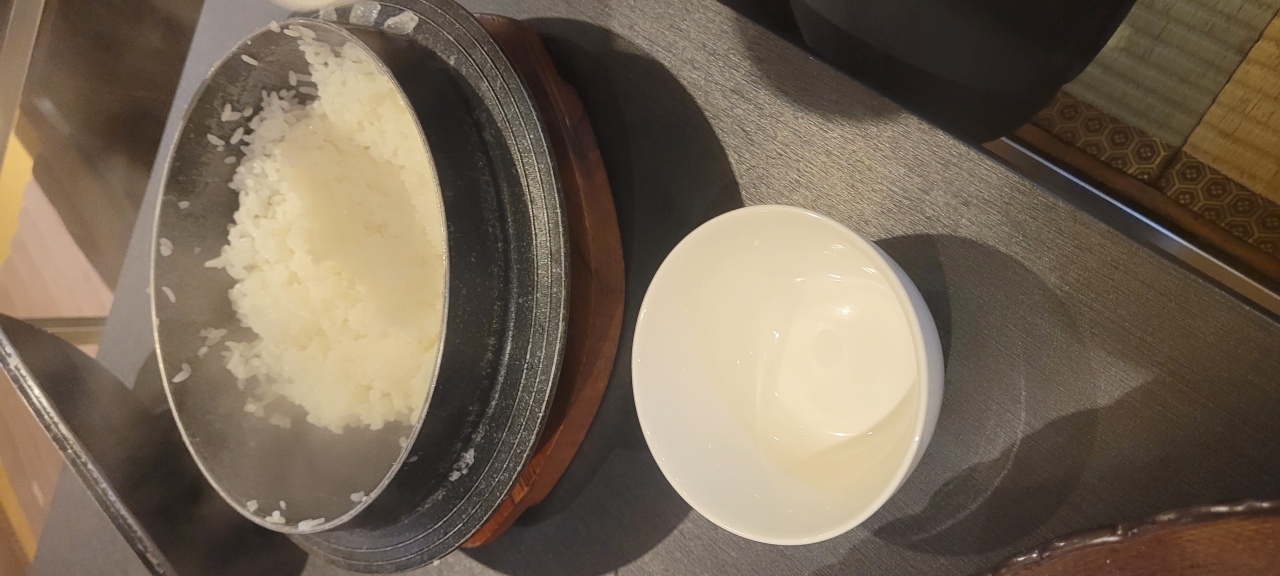 무끼 매장 방문 후 남겨주신 고객 리뷰 사진입니다.