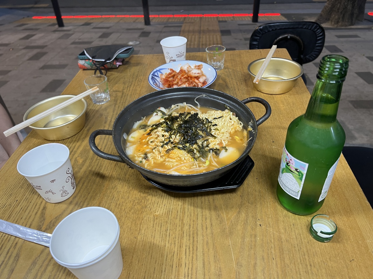 콩나물떡라면 매장 방문 후 남겨주신 고객 리뷰 사진입니다.