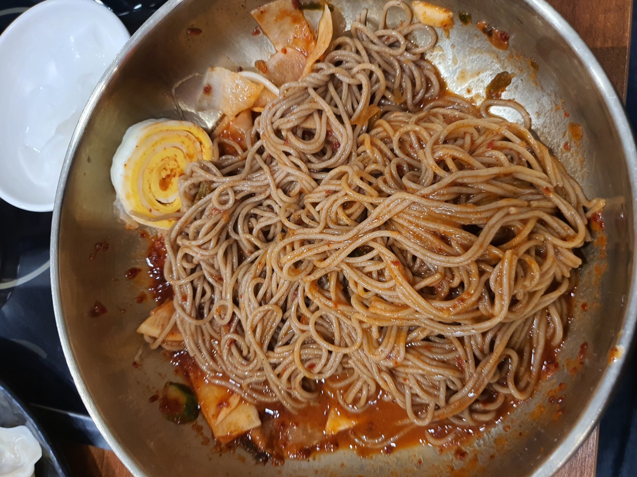 뱅뱅막국수 매장 방문 후 남겨주신 고객 리뷰 사진입니다.