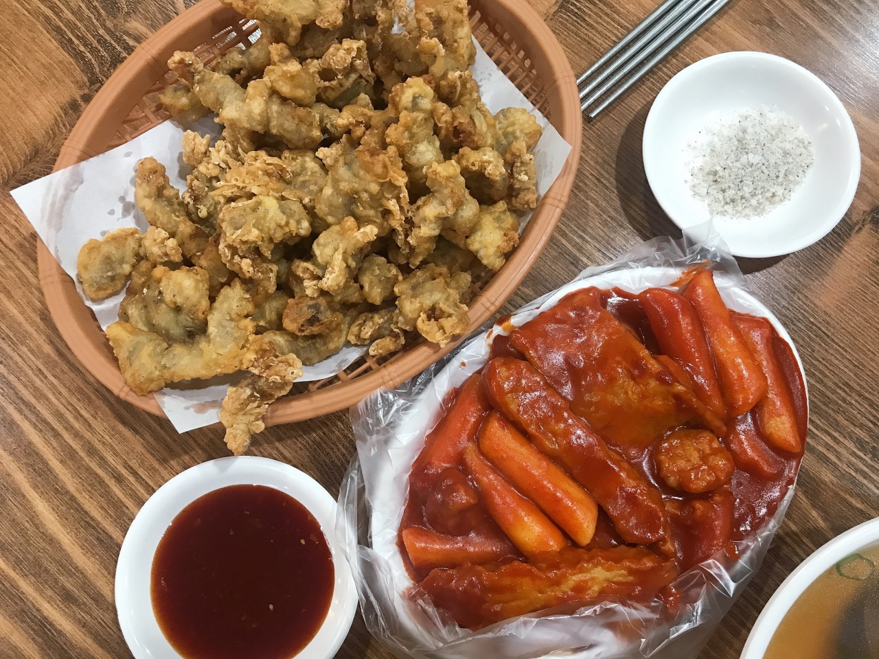 삼미분식 매장 방문 후 남겨주신 고객 리뷰 사진입니다.