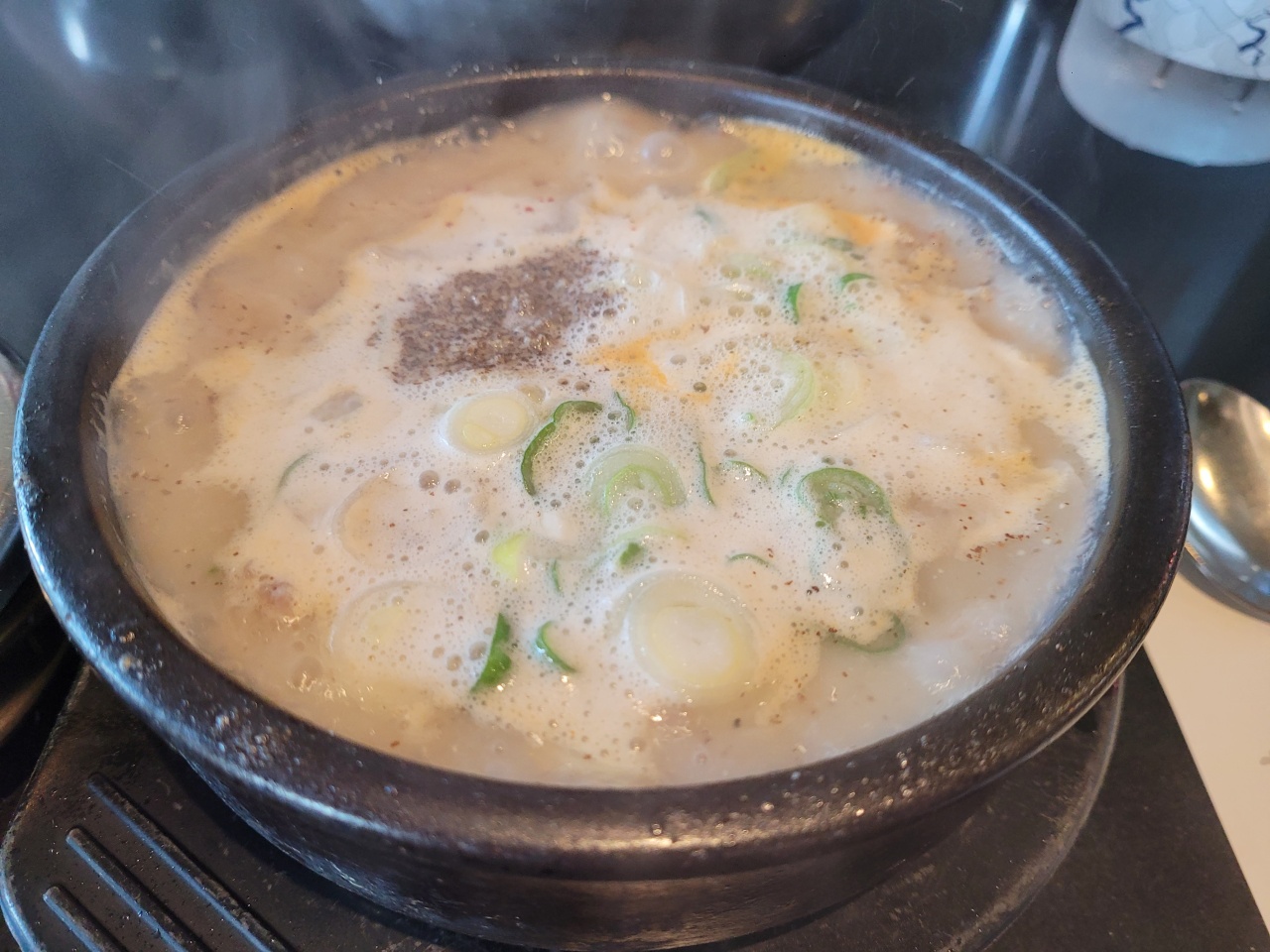 신의주찹쌀순대 매장 방문 후 남겨주신 고객 리뷰 사진입니다.