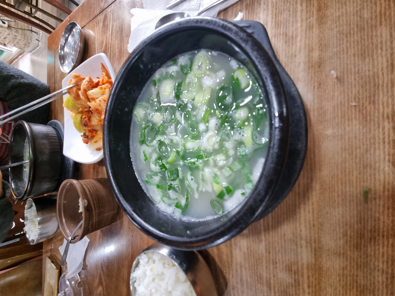 만나설렁탕 매장 방문 후 남겨주신 고객 리뷰 사진입니다.