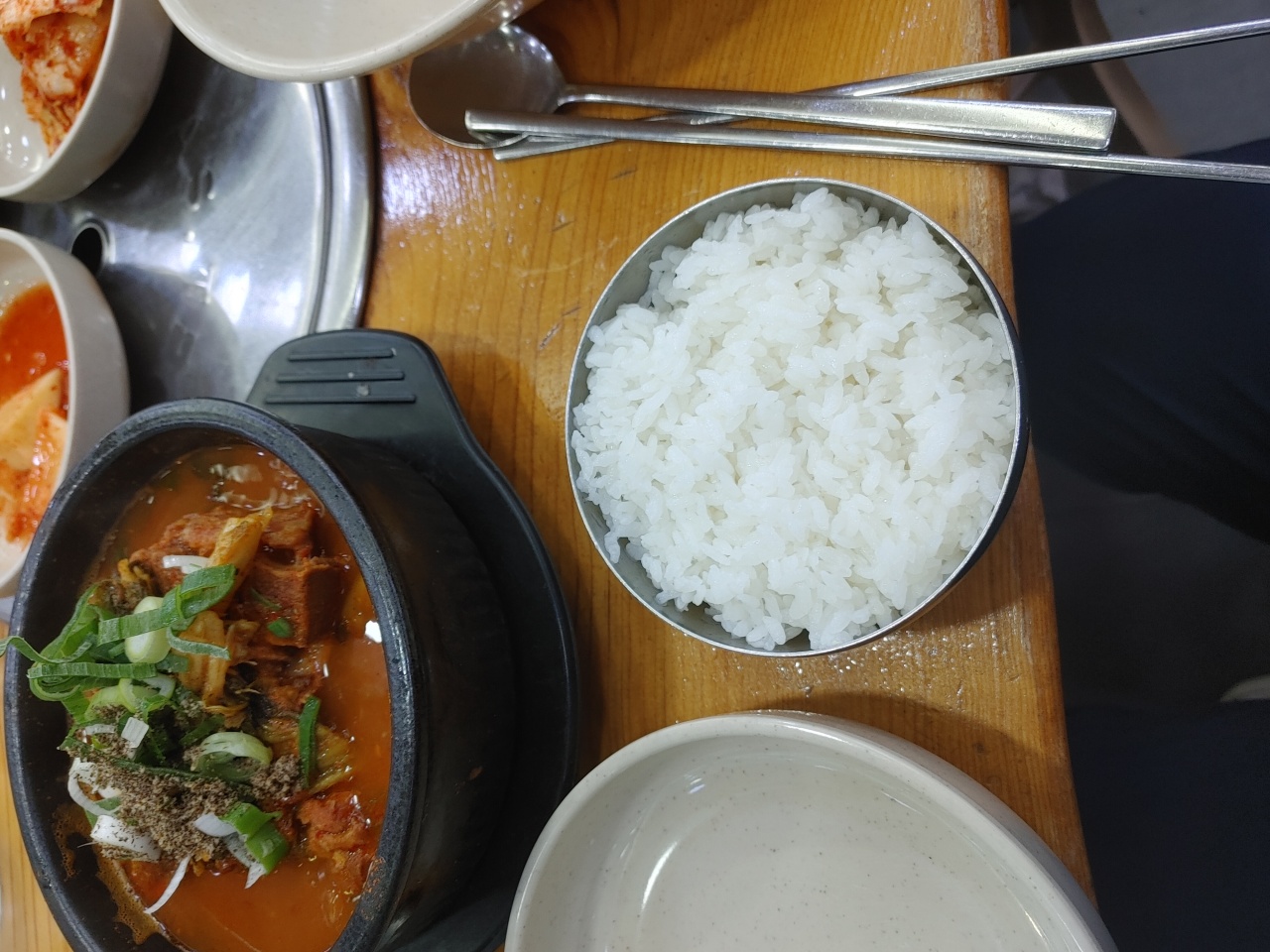 조마루감자탕 구로디지털2호점 매장 방문 후 남겨주신 고객 리뷰 사진입니다.