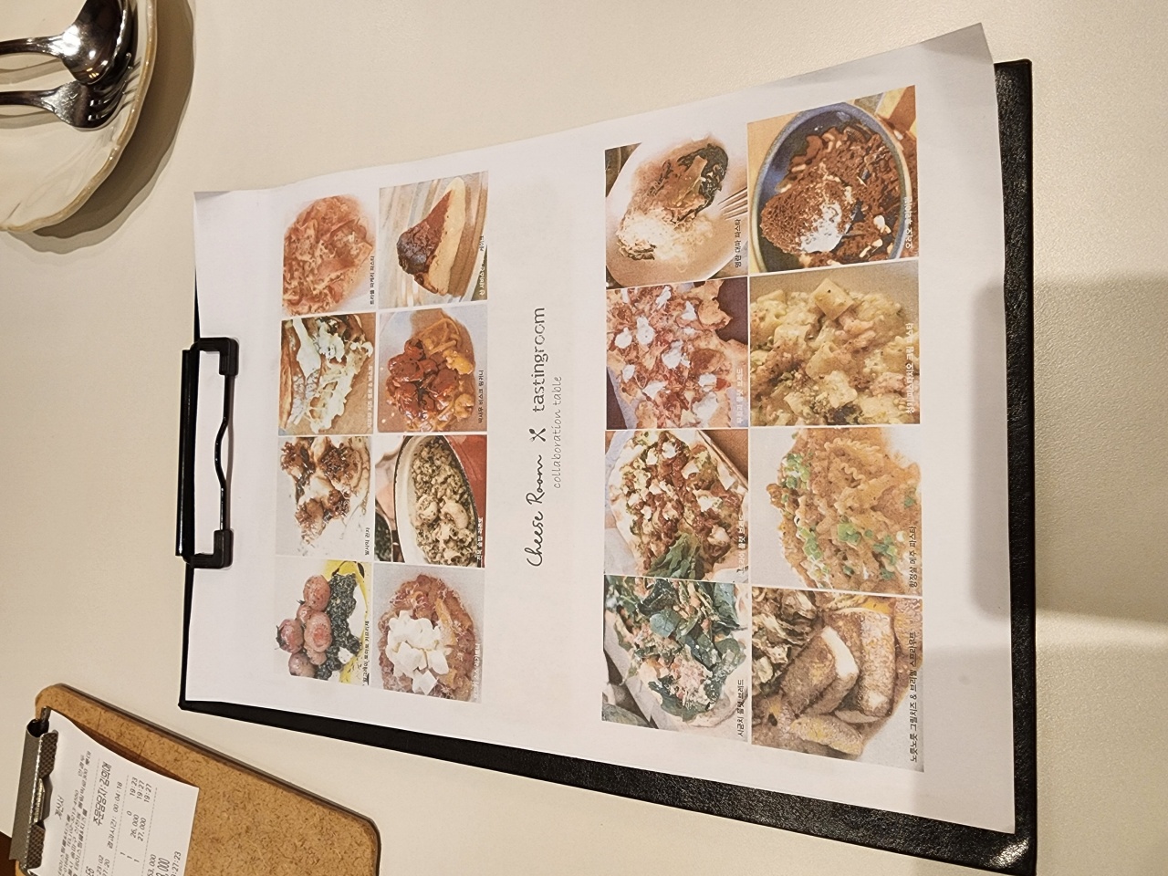 치즈룸 X 테이스팅룸 월드타워 매장 방문 후 남겨주신 고객 리뷰 사진입니다.