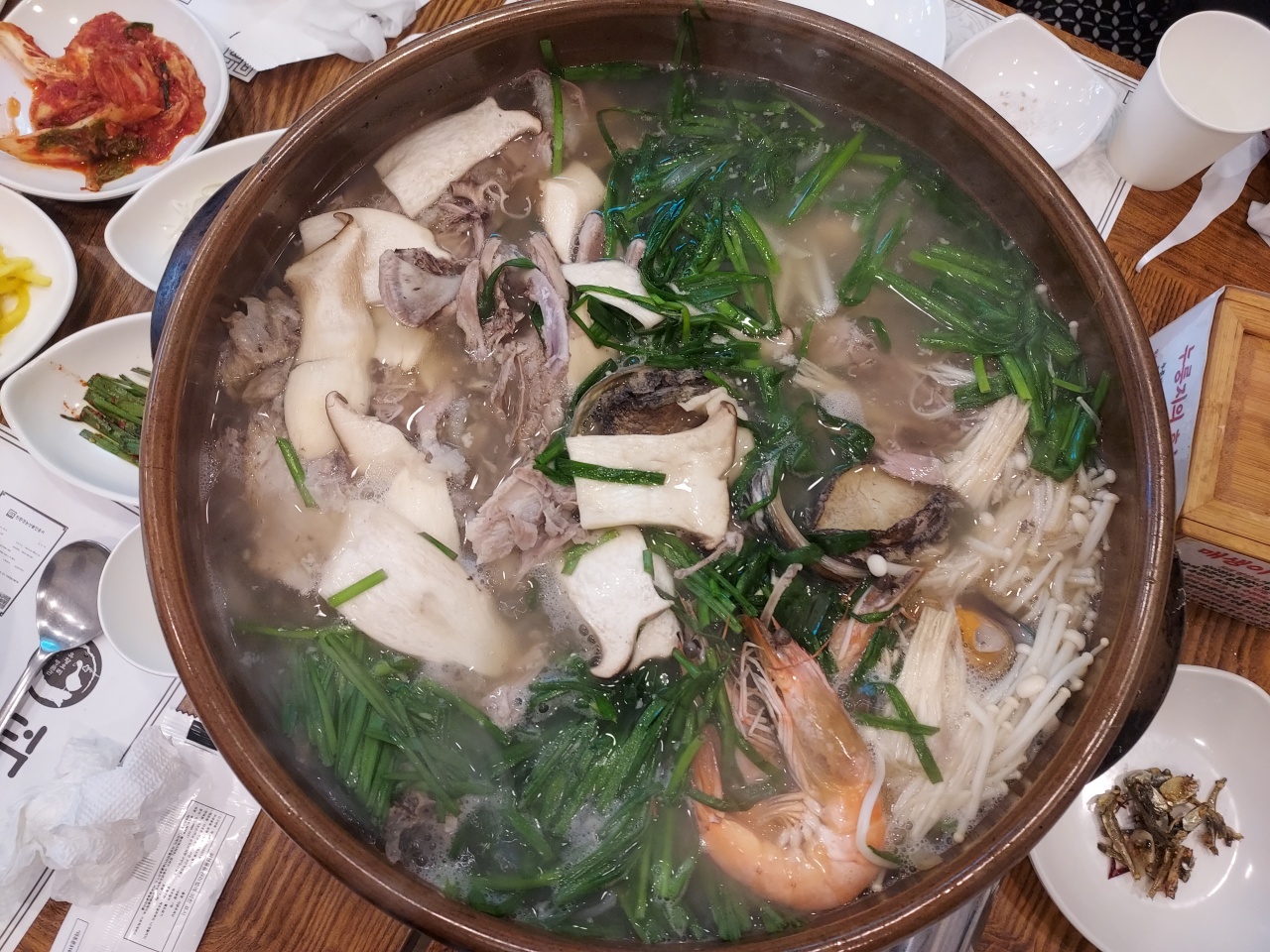 덕수궁 매장 방문 후 남겨주신 고객 리뷰 사진입니다.