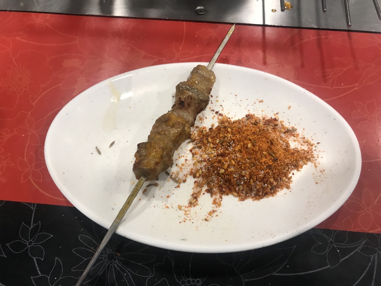 성민양꼬치 매장 방문 후 남겨주신 고객 리뷰 사진입니다.