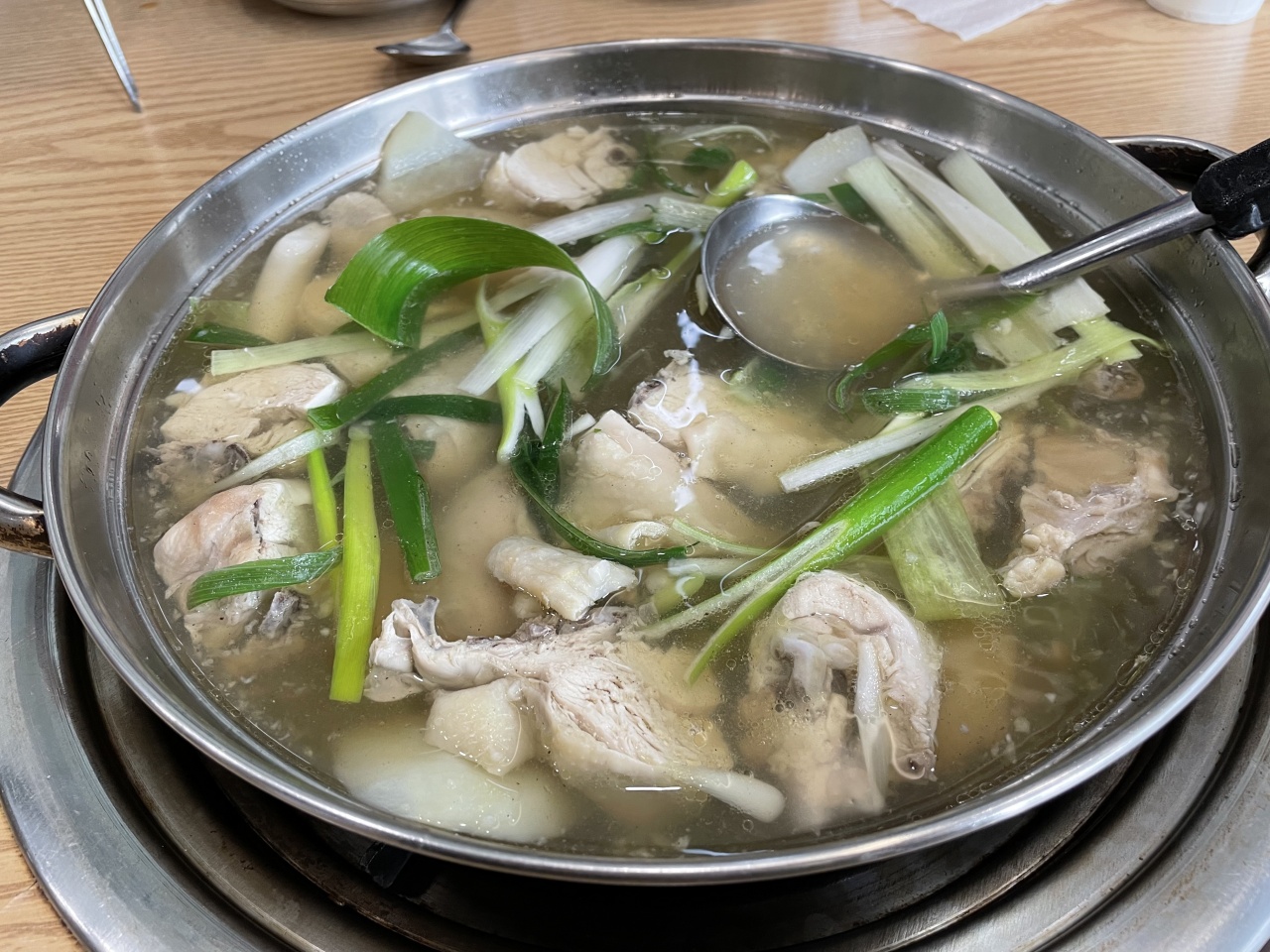 강가네 닭한마리 매장 방문 후 남겨주신 고객 리뷰 사진입니다.