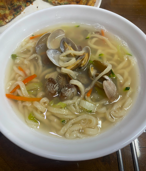 서민준밀밭 매장 방문 후 남겨주신 고객 리뷰 사진입니다.
