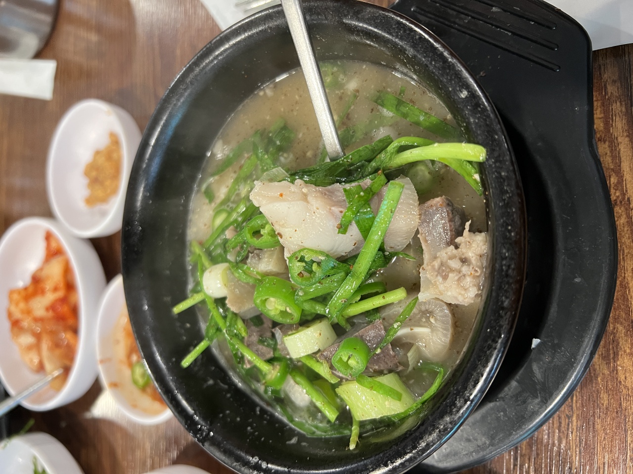 청담순대국 매장 방문 후 남겨주신 고객 리뷰 사진입니다.