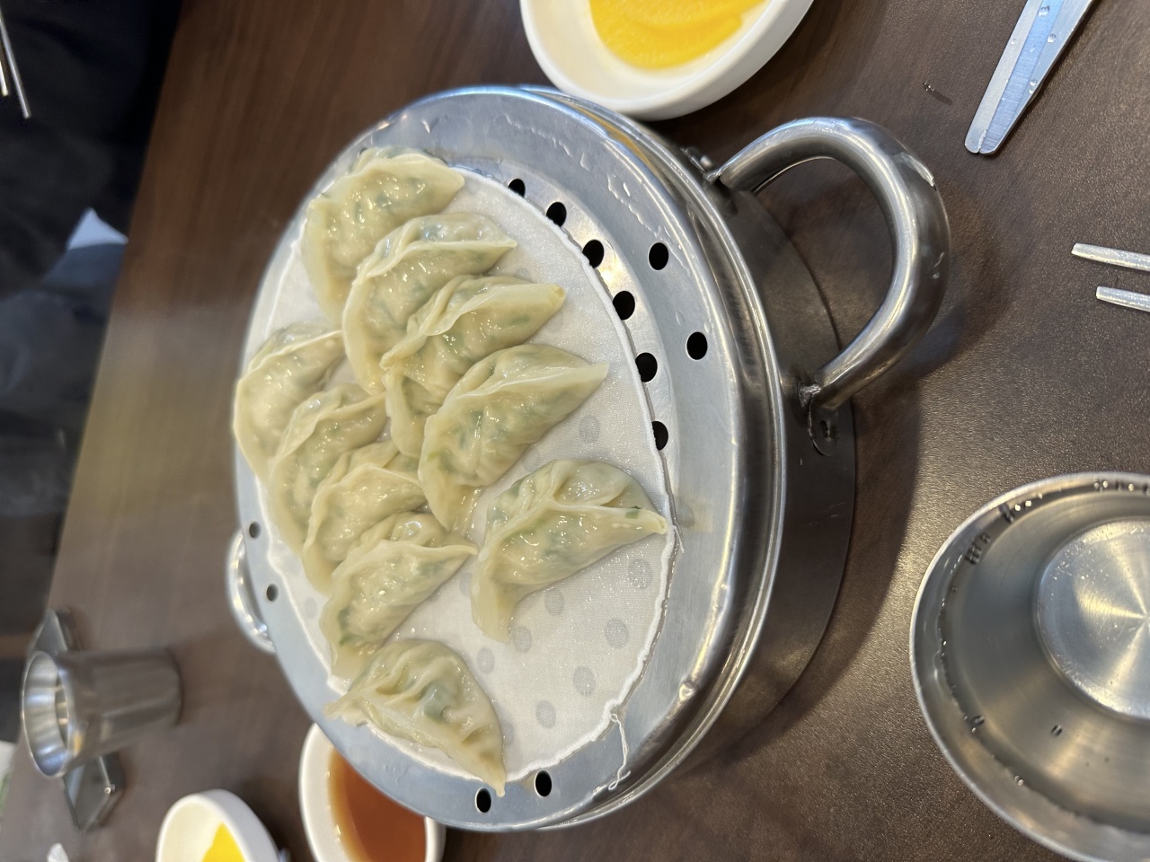 해운대밀면 매장 방문 후 남겨주신 고객 리뷰 사진입니다.