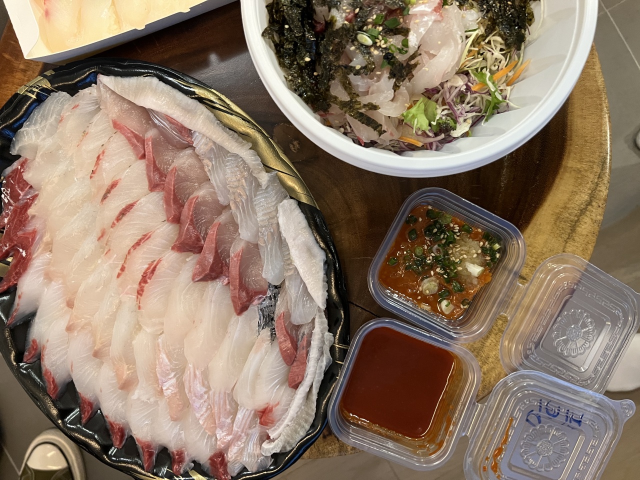 영진횟집 매장 방문 후 남겨주신 고객 리뷰 사진입니다.