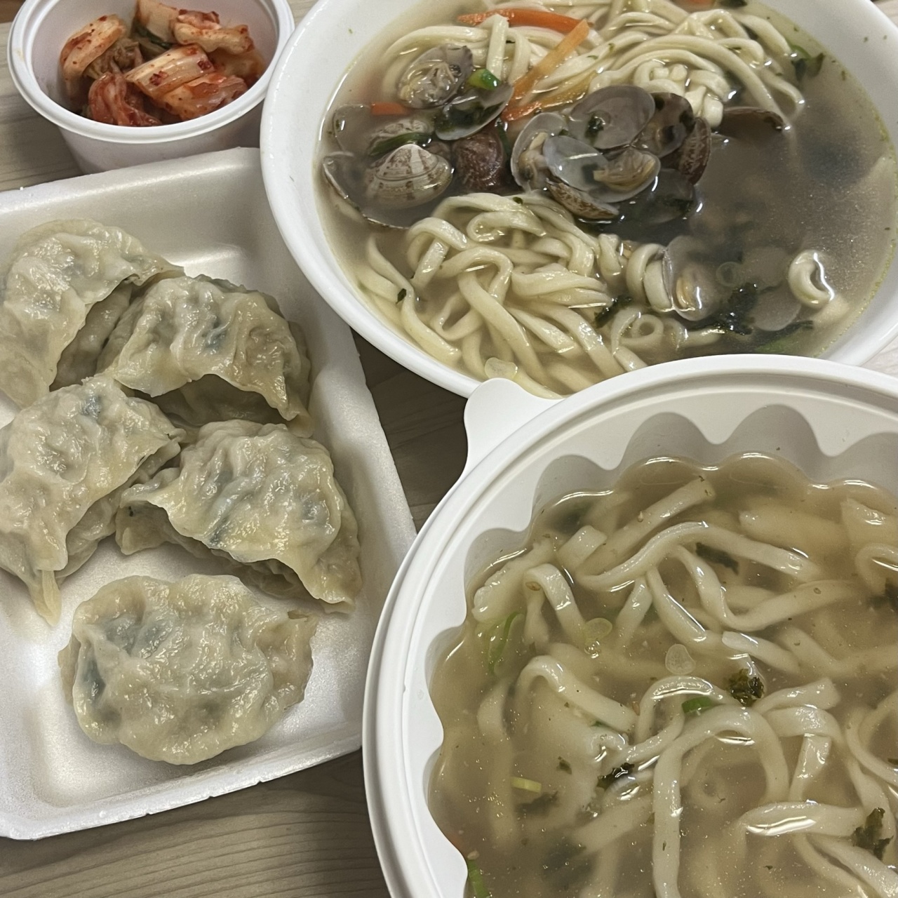 국수회관 매장 방문 후 남겨주신 고객 리뷰 사진입니다.