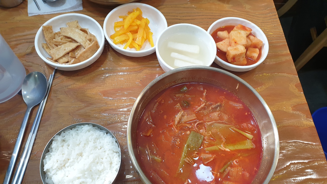 청양상회 매장 방문 후 남겨주신 고객 리뷰 사진입니다.