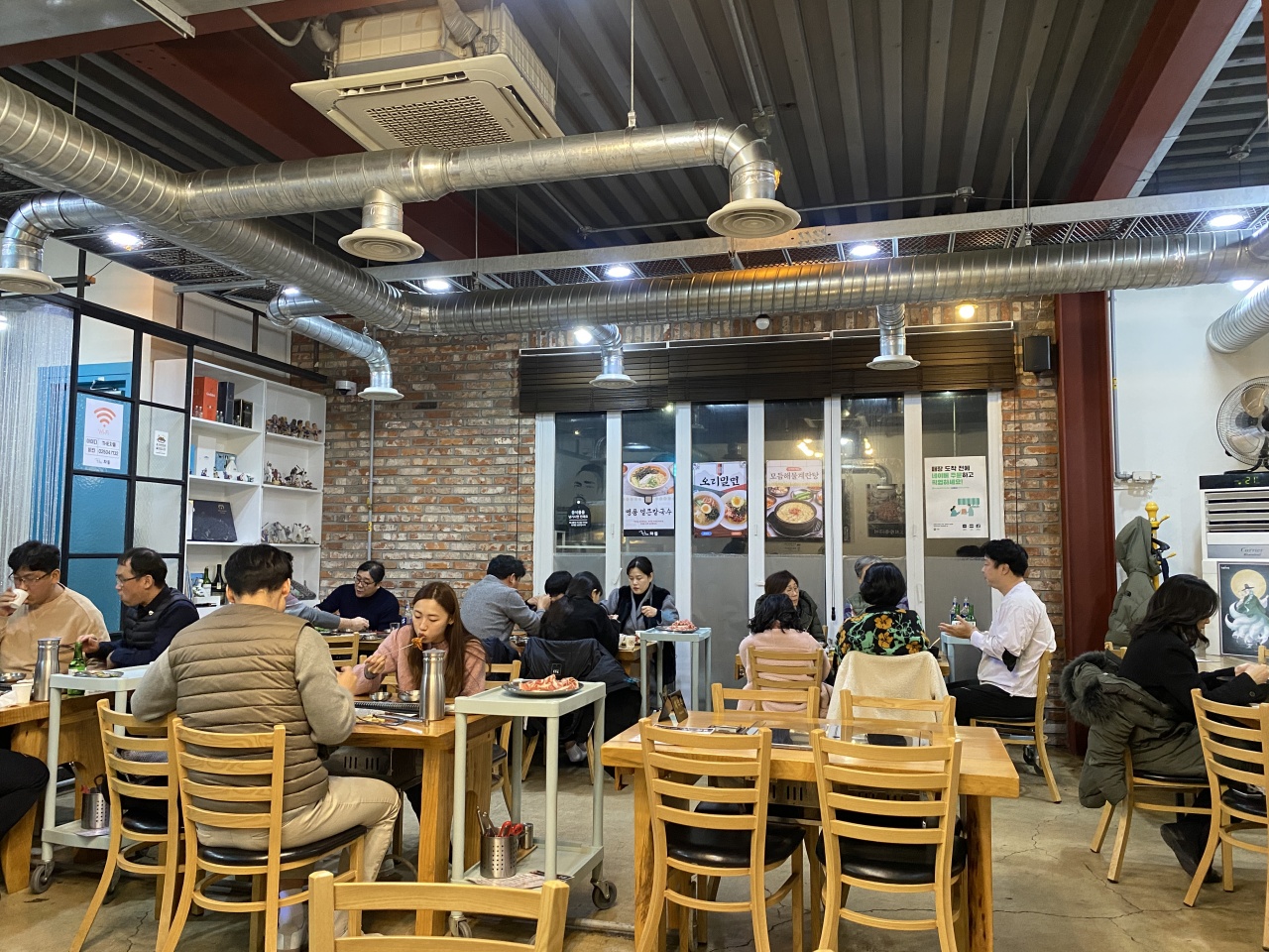 더차돌 매장 방문 후 남겨주신 고객 리뷰 사진입니다.