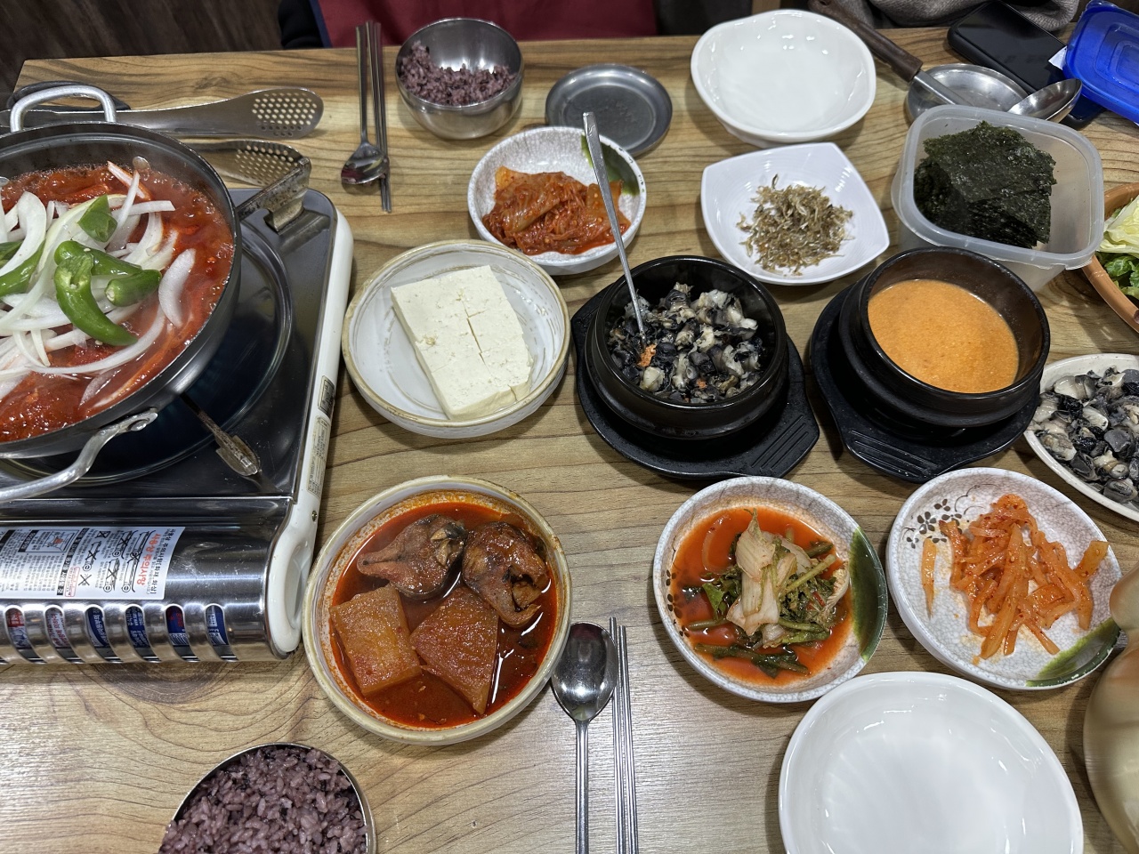 시골집우렁이쌈밥 매장 방문 후 남겨주신 고객 리뷰 사진입니다.