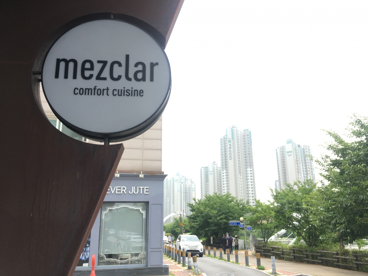 MEZCLAR 메즈클라 매장 방문 후 남겨주신 고객 리뷰 사진입니다.