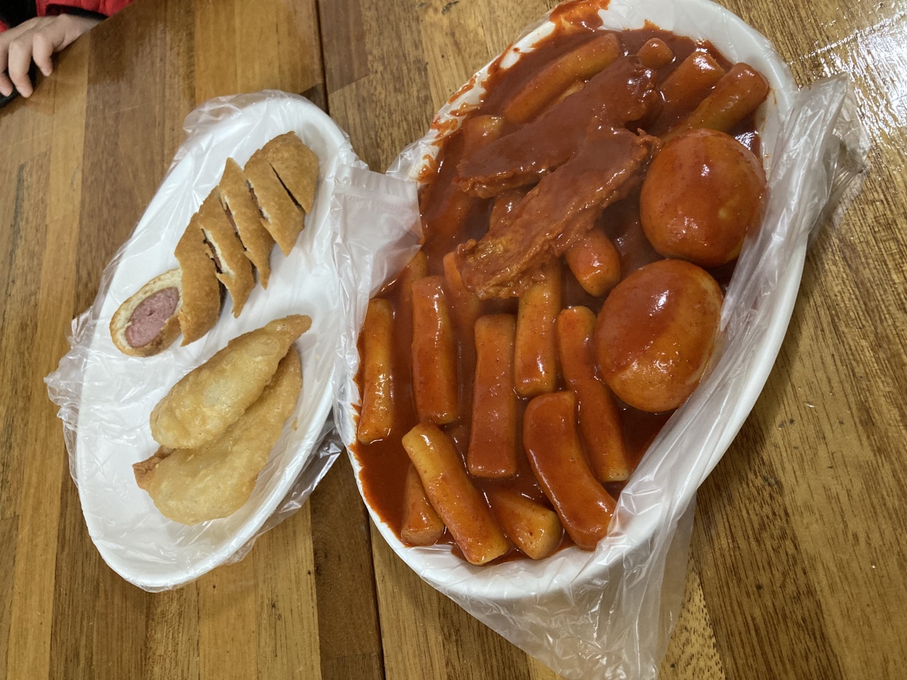 신토불이 떡볶이 매장 방문 후 남겨주신 고객 리뷰 사진입니다.