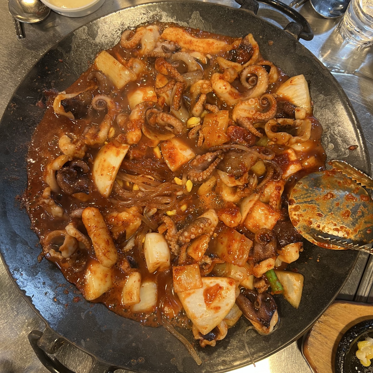 독도쭈꾸미 매장 방문 후 남겨주신 고객 리뷰 사진입니다.