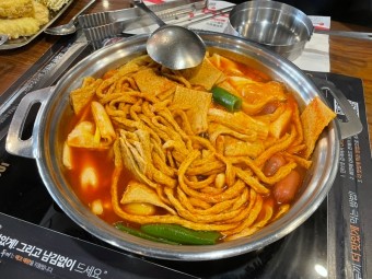 두끼떡볶이 매장 방문 후 남겨주신 고객 리뷰 사진입니다.