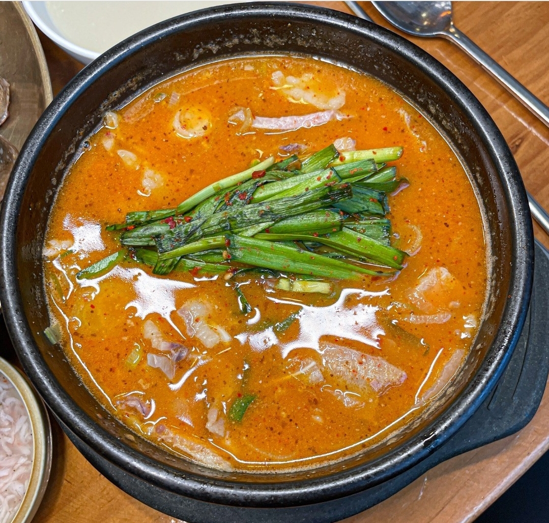 신의주 찹쌀순대 매장 방문 후 남겨주신 고객 리뷰 사진입니다.
