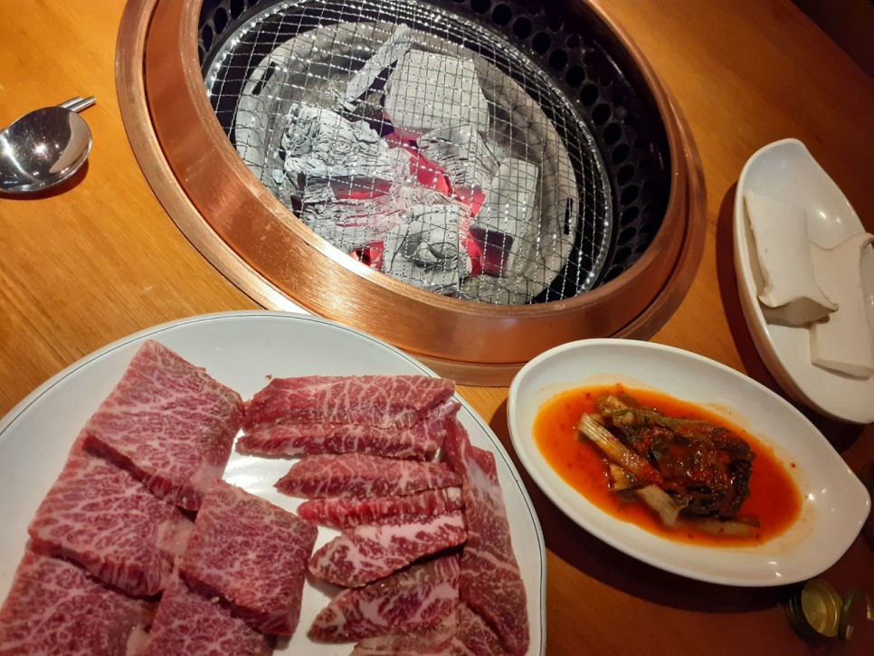 새벽집군자점 매장 방문 후 남겨주신 고객 리뷰 사진입니다.