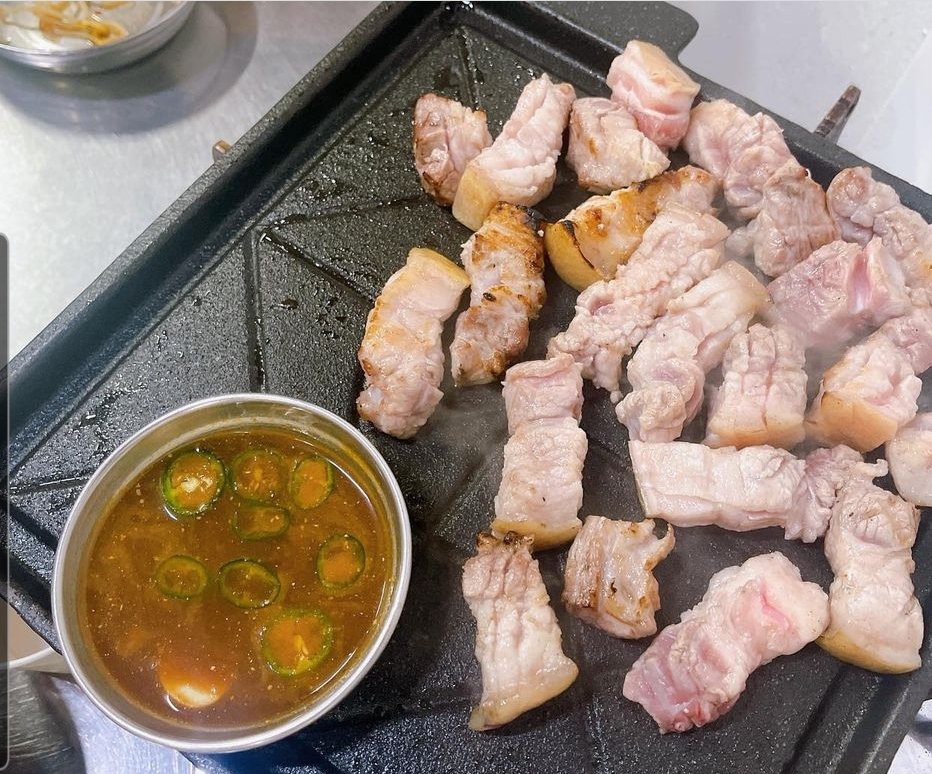제주연탄고기 매장 방문 후 남겨주신 고객 리뷰 사진입니다.