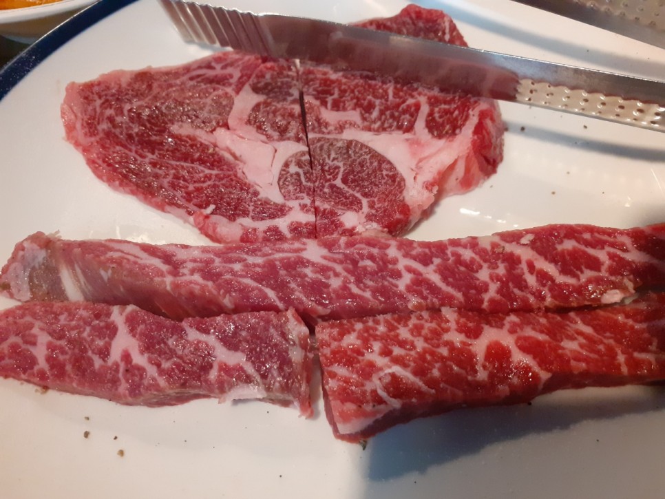 참숯벽돌집 매장 방문 후 남겨주신 고객 리뷰 사진입니다.