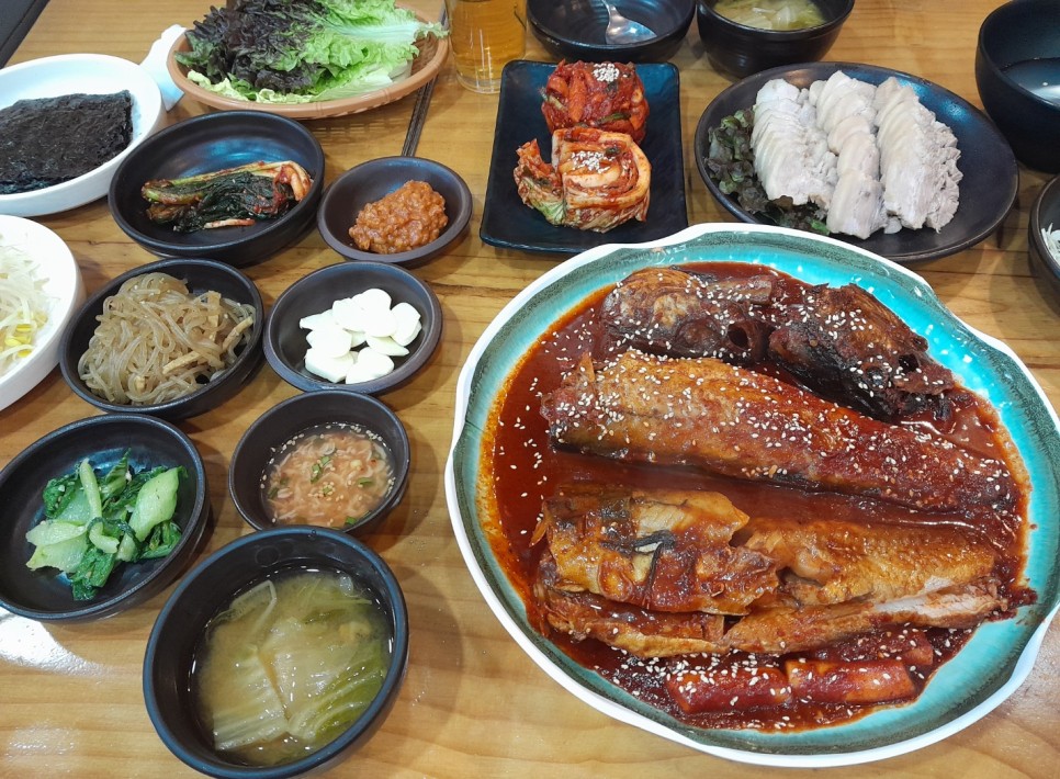 큰집보쌈 매장 방문 후 남겨주신 고객 리뷰 사진입니다.